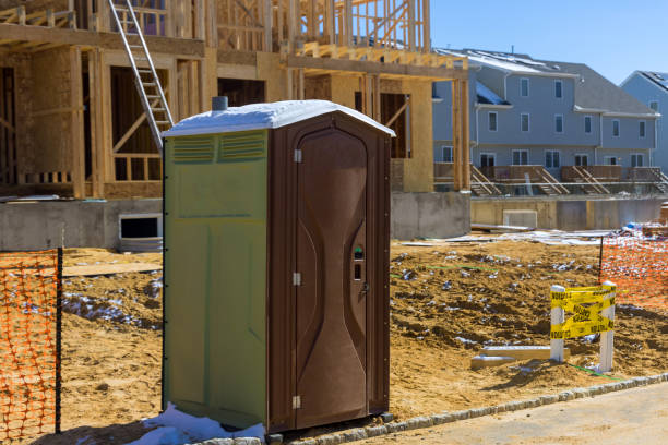 Best Construction site porta potty rental  in Highland City, FL